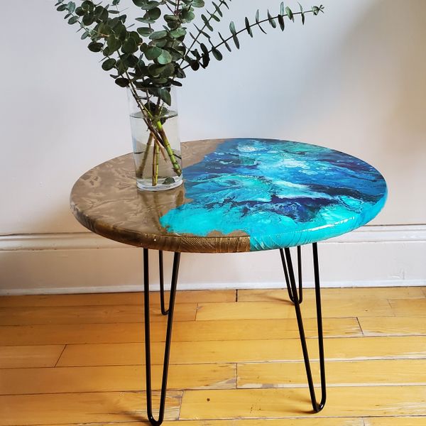 Bio Bay Table 24" 