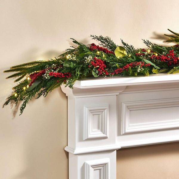 LampLust Christmas Garland with Lights, 6 Ft