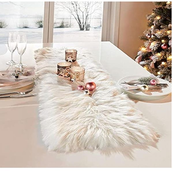 Table Runner, Thanksgiving Modern Small White Fur 