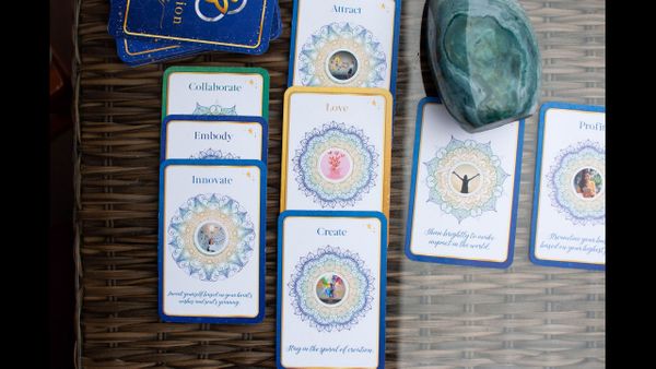 bosstalks oracle cards intuition guide